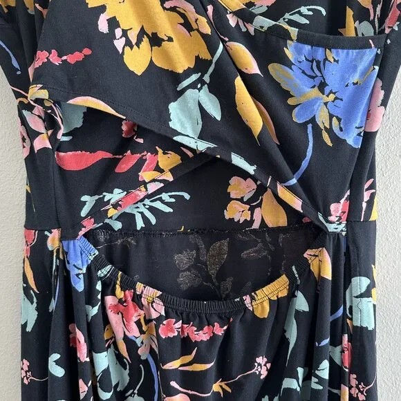 Pact Fit & Flare Crossback Maxi Dress in Black Floral, L - Picture 8 of 9